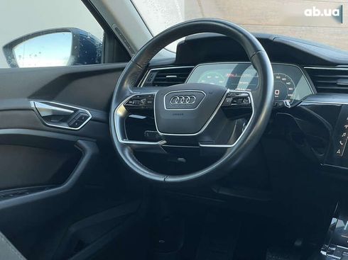 Audi E-Tron 2021 - фото 10