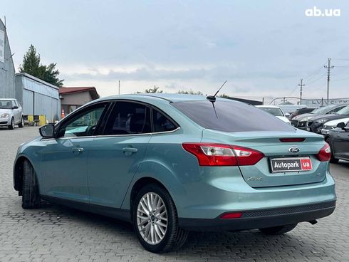 Ford Focus 2011 синий - фото 8