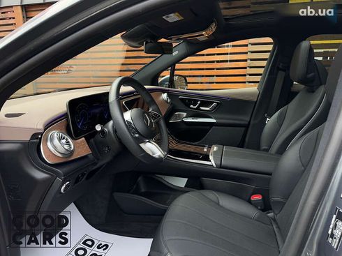 Mercedes-Benz EQE-Класс 2023 - фото 16