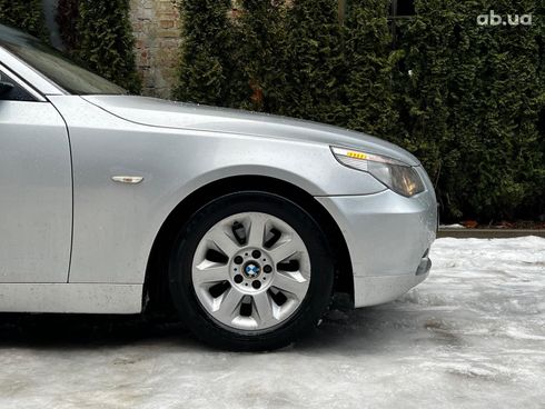 BMW 5 серия 2005 серый - фото 13