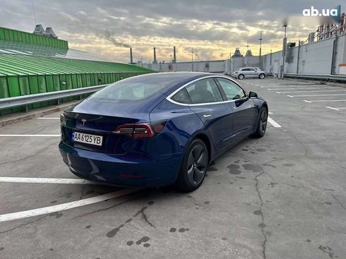 Tesla Model 3 2019 - фото 15