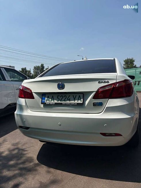 Changan Eado 2017 - фото 11