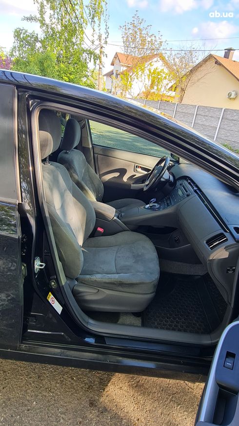Toyota Prius 2010 черный - фото 13