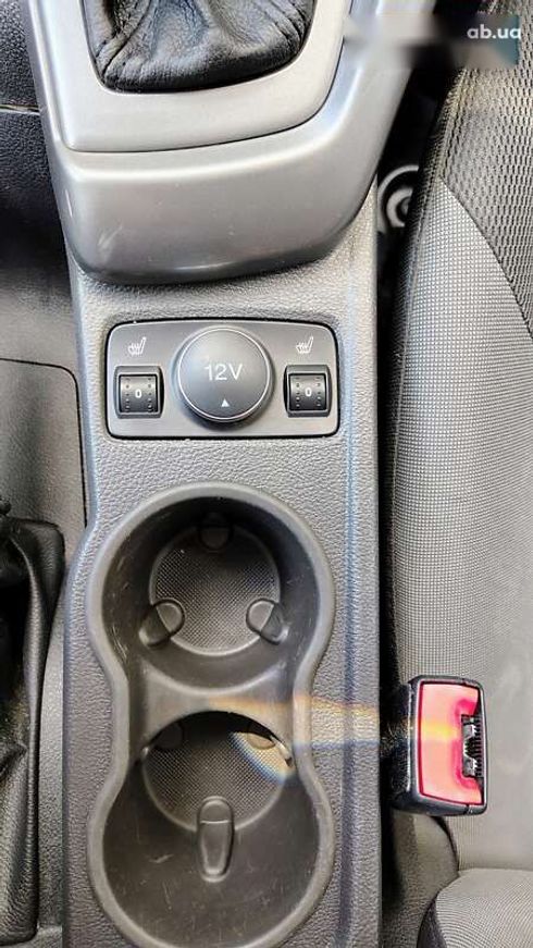 Ford Focus 2014 - фото 16