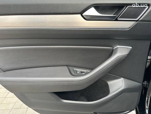 Volkswagen Passat 2017 черный - фото 19