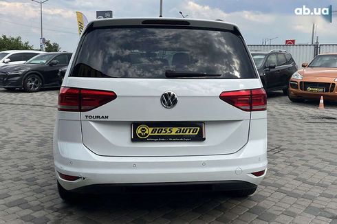 Volkswagen Touran 2019 - фото 6