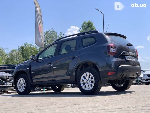 Renault Duster 2022 - фото 16