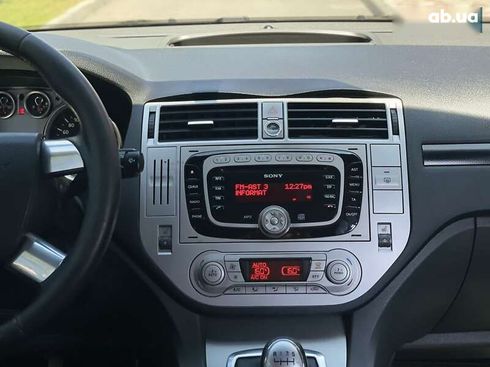 Ford Kuga 2011 - фото 16