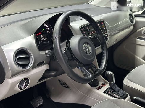 Volkswagen e-Up 2016 - фото 21