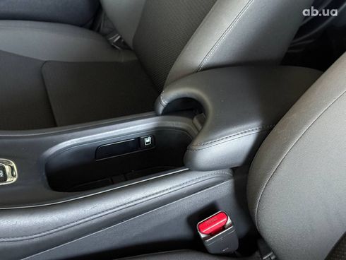 Honda HR-V 2021 синий - фото 13
