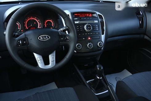 Kia Cee'd 2011 - фото 20