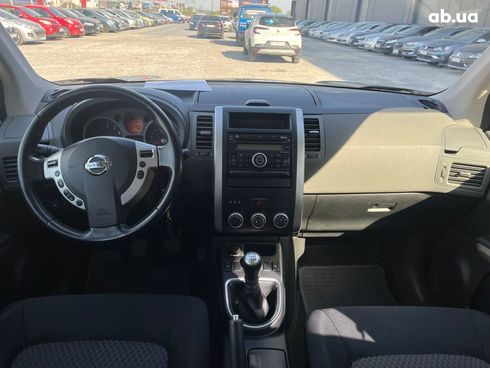 Nissan X-Trail 2007 черный - фото 32