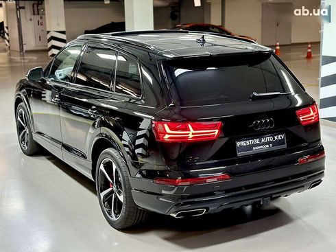 Audi Q7 2018 - фото 23