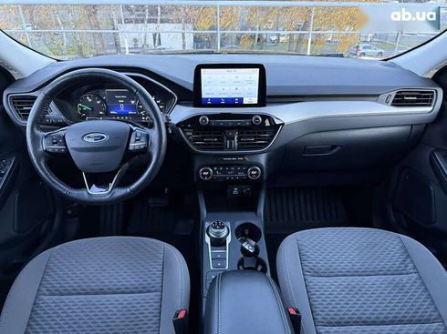 Ford Escape 2021 - фото 22