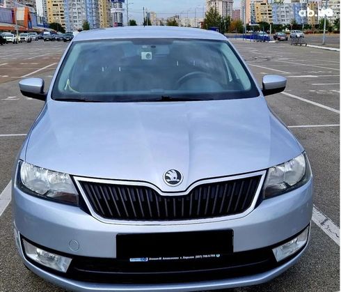 Skoda Rapid 2013 серебристый - фото 5