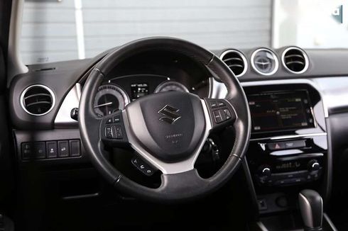 Suzuki Vitara 2021 - фото 16