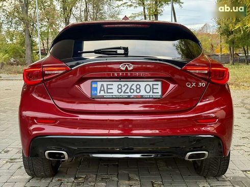 Infiniti QX30 2018 - фото 12