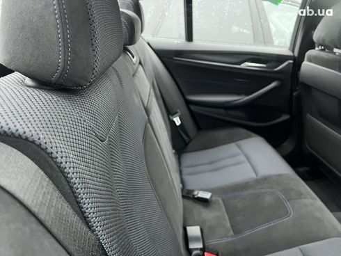 BMW 5 серия 2022 - фото 23