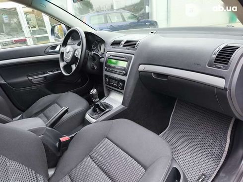 Skoda Octavia 2011 - фото 13