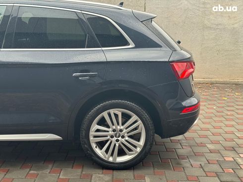 Audi Q5 2017 синий - фото 11