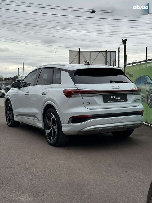 Audi Q4 e-tron 2023 - фото 8
