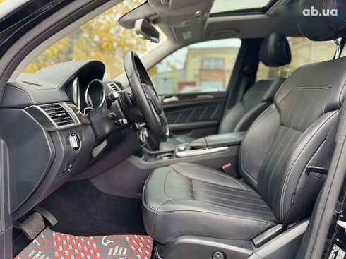 Mercedes-Benz GL-Класс 2015 - фото 29