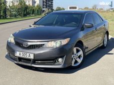 Продажа б/у Toyota Camry в Днепре - купить на Автобазаре