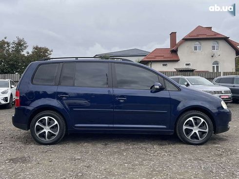 Volkswagen Touran 2005 - фото 9