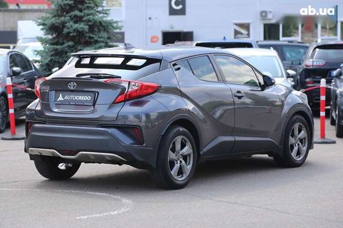 Toyota C-HR 2018 - фото 7
