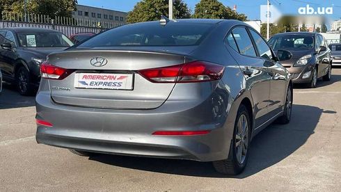 Hyundai Elantra 2018 - фото 8