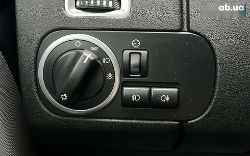 Land Rover Discovery 2016 - фото 21