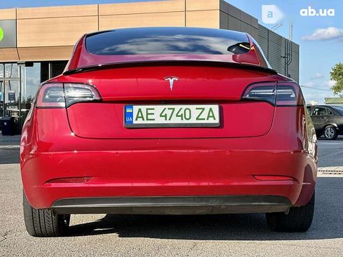 Tesla Model 3 2022 - фото 16