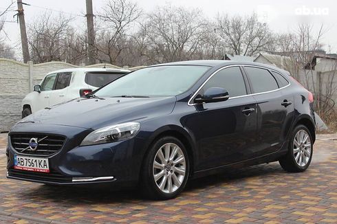 Volvo V40 2015 - фото 12