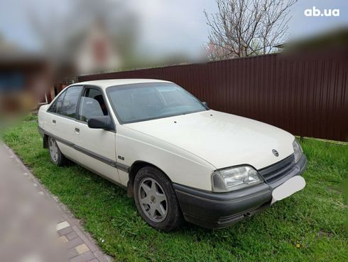 Opel Omega 1987 белый - фото 1
