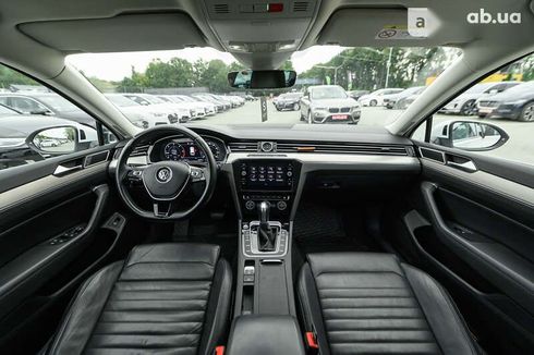 Volkswagen Passat 2018 - фото 21