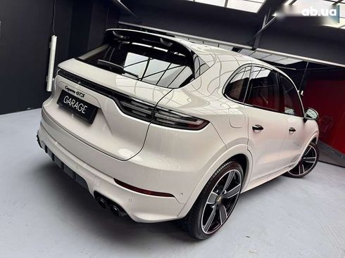 Porsche Cayenne 2022 - фото 24