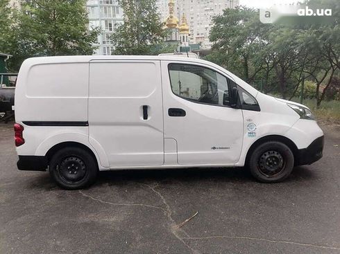 Nissan e-NV200 2018 - фото 14