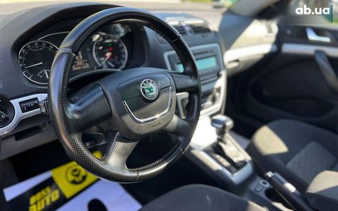 Skoda Octavia 2010 - фото 16