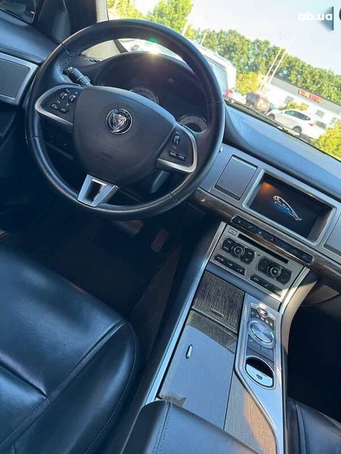 Jaguar XF 2014 - фото 23