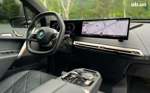 BMW iX 2022 - фото 11