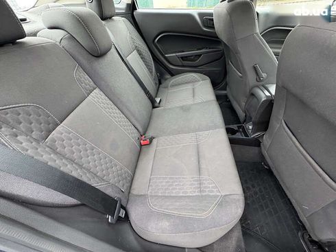 Ford Fiesta 2017 - фото 29
