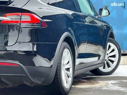 Tesla Model X 2019 - фото 18