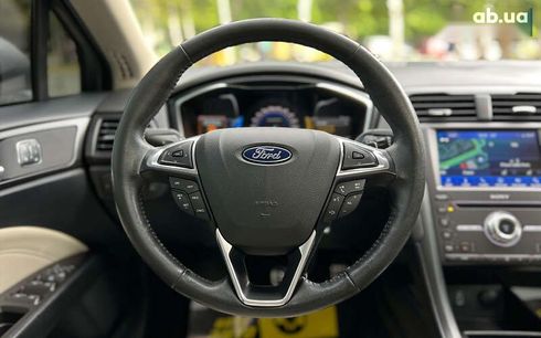 Ford Fusion 2018 - фото 15