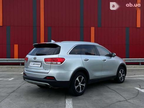 Kia Sorento 2015 - фото 8