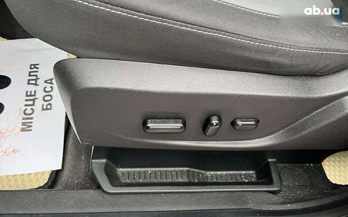 Ford Escape 2018 - фото 11