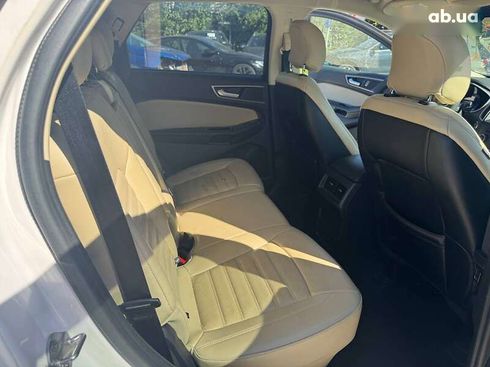 Ford Edge 2016 - фото 15