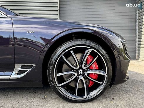 Bentley Continental GT 2022 - фото 17