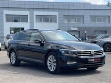 Продаж вживаних Volkswagen Passat 2019 року - купити на Автобазарі