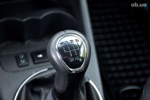 Skoda Fabia 2012 - фото 27