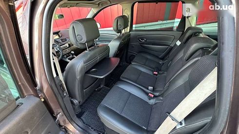 Renault Scenic 2012 - фото 23